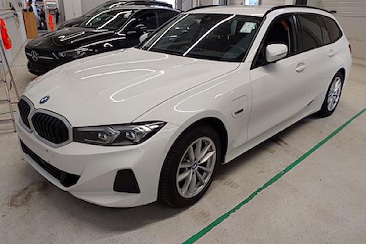 2023 BMW SERIES 3